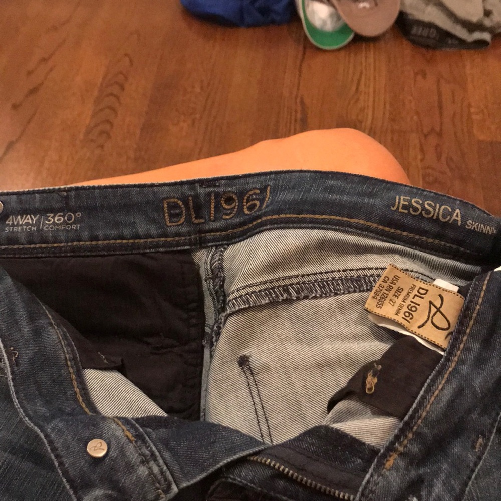 DL 1961 Size 27 Jessica Skinny Jeans